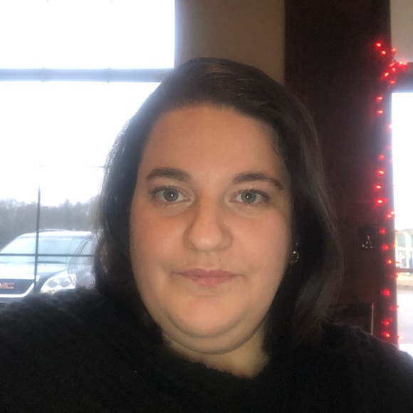 Meet your Posher, Katina - Picture 1 of 1